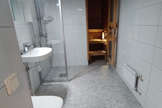 Sauna ja kylpyhuone