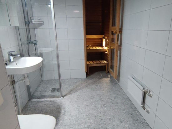 Sauna ja kylpyhuone